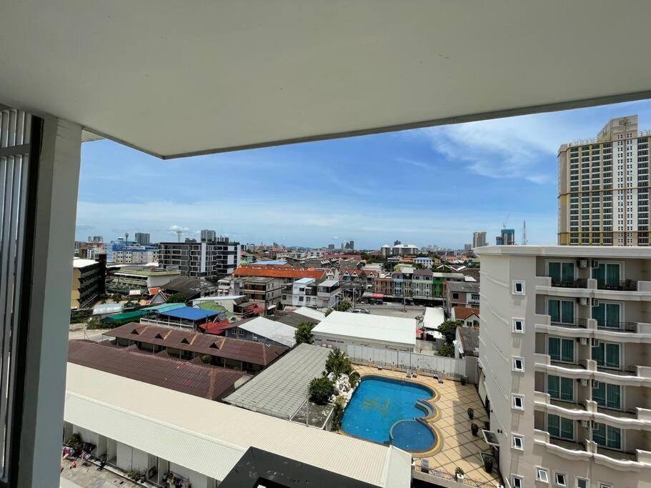 Getaway Studio In City Center Residence Pattaya Exterior foto